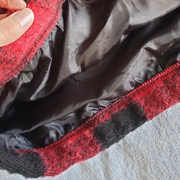 Pull-over Jacket - Picture 6 of 6